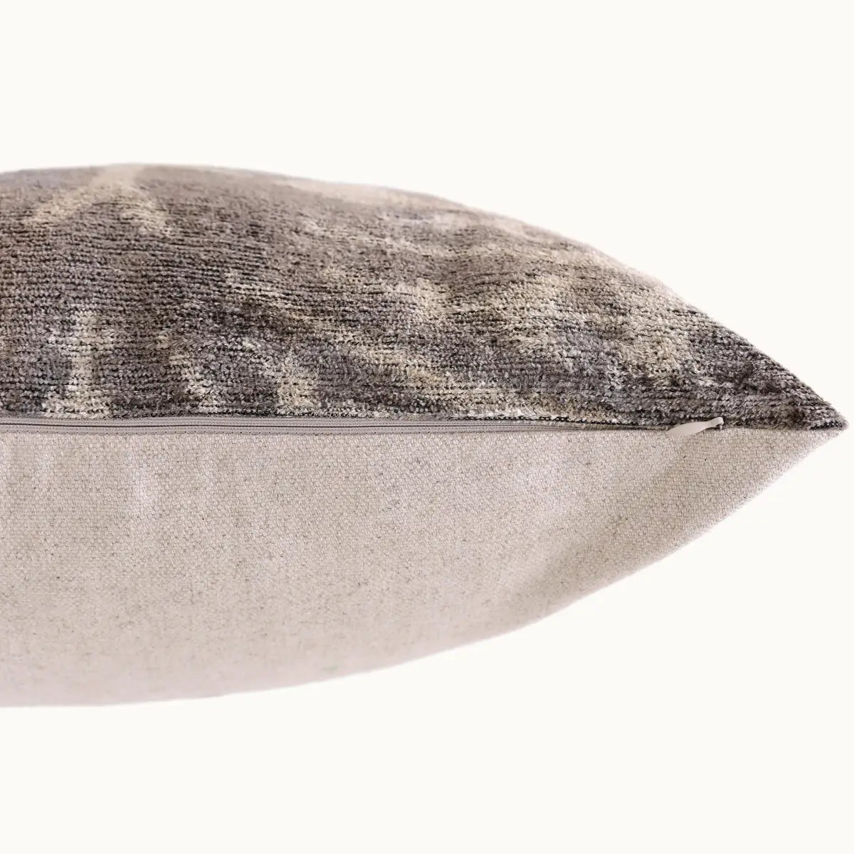 Hand-Knotted Split-Tone Silk Velvet Pillow - 20x20 Black & Silver - Canvello