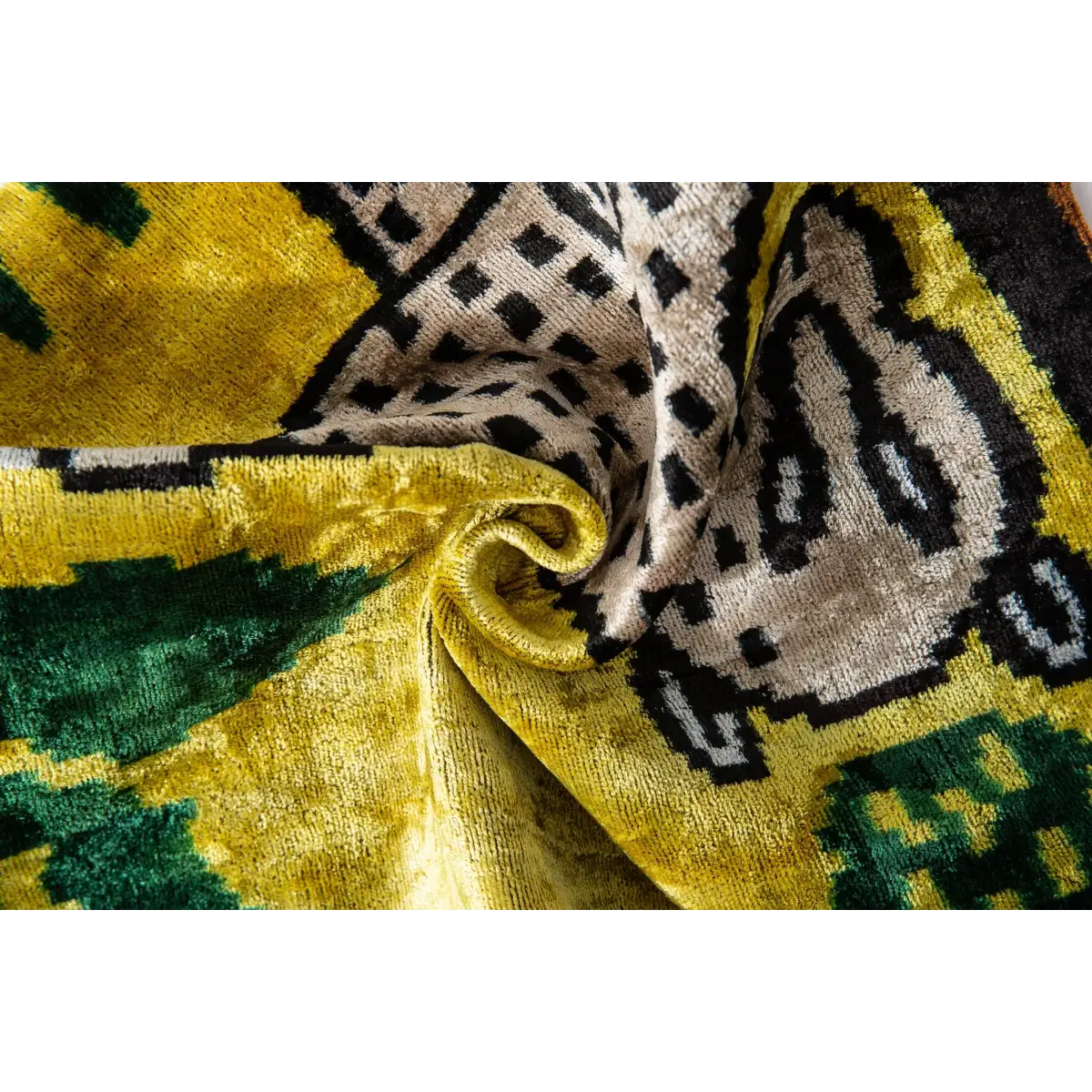 Handmade Silk Velvet Animal Design Throw Pillow - 20x20 Bold Yellow Green and Beige with Down Feather Insert - Canvello