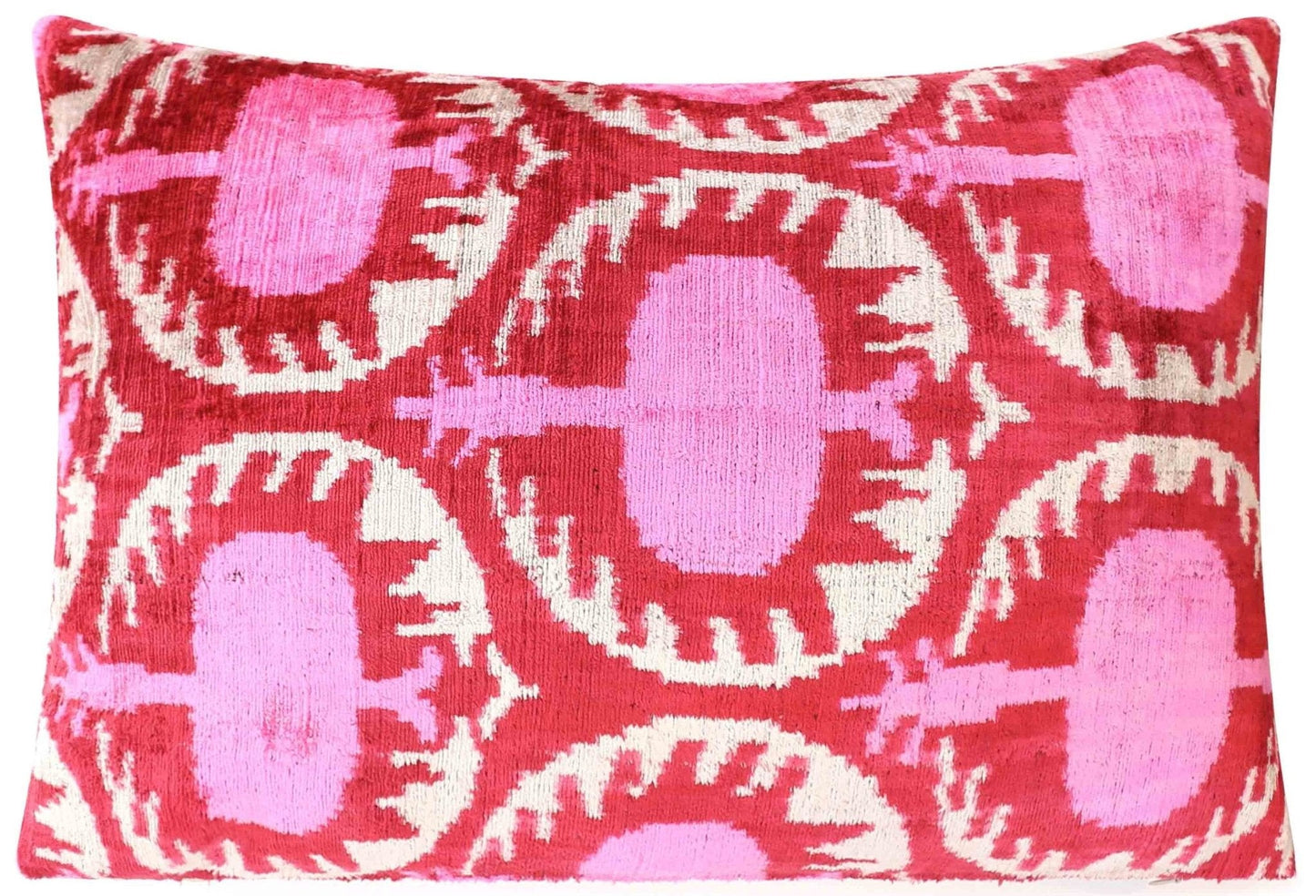 Almohada lumbar de terciopelo hecha a mano con diseño floral Ikat rojo y rosa: detalle decorativo de alta calidad de 16 x 24 pulgadas con inserto de plumas de primera calidad