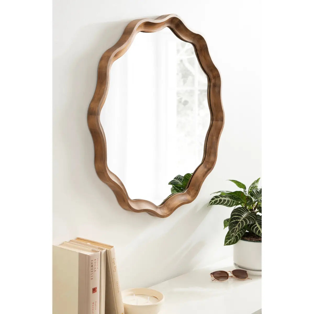 Hatherleigh Round Scallop Mirror - kateandlaurel