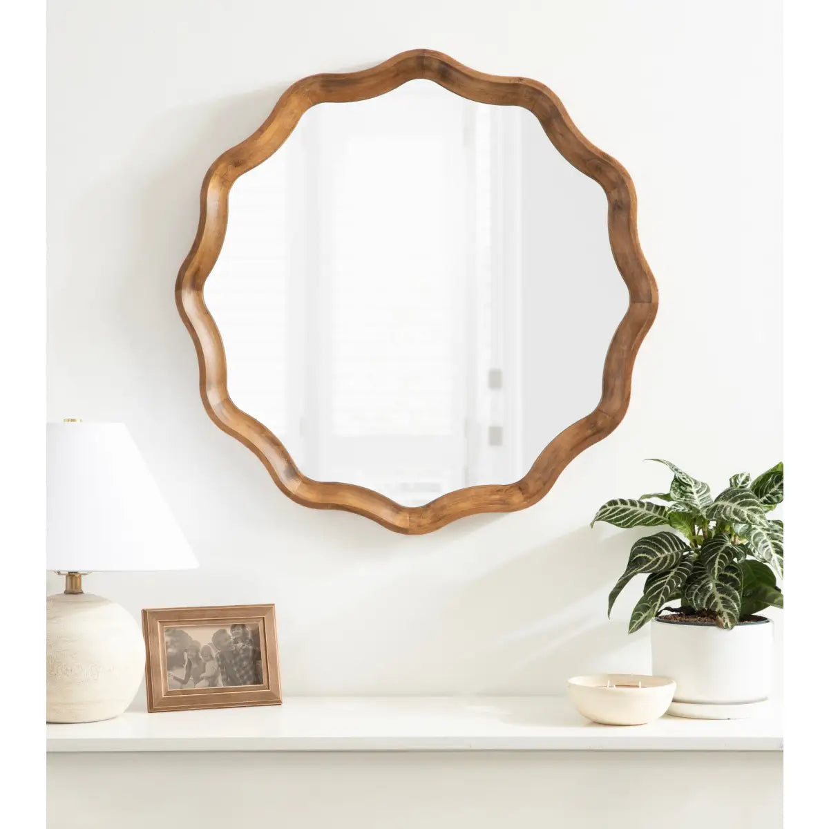 Hatherleigh Round Scallop Mirror - kateandlaurel