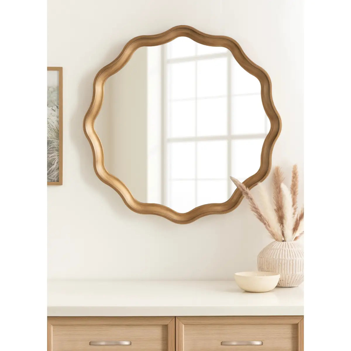 Hatherleigh Round Scallop Mirror - kateandlaurel