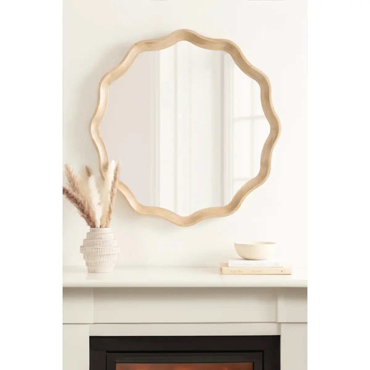 Hatherleigh Round Scallop Mirror - kateandlaurel