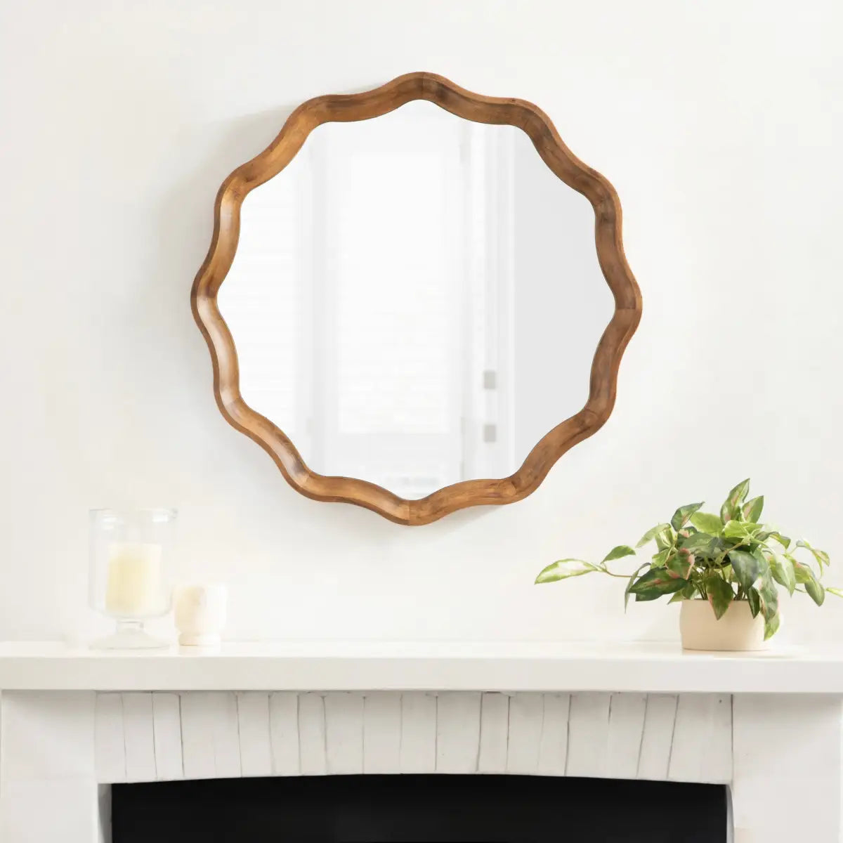 Hatherleigh Round Scallop Mirror - kateandlaurel