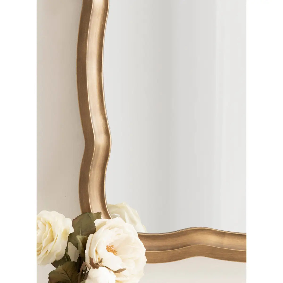 Hatherleigh Scallop Wood Wall Mirror - kateandlaurel