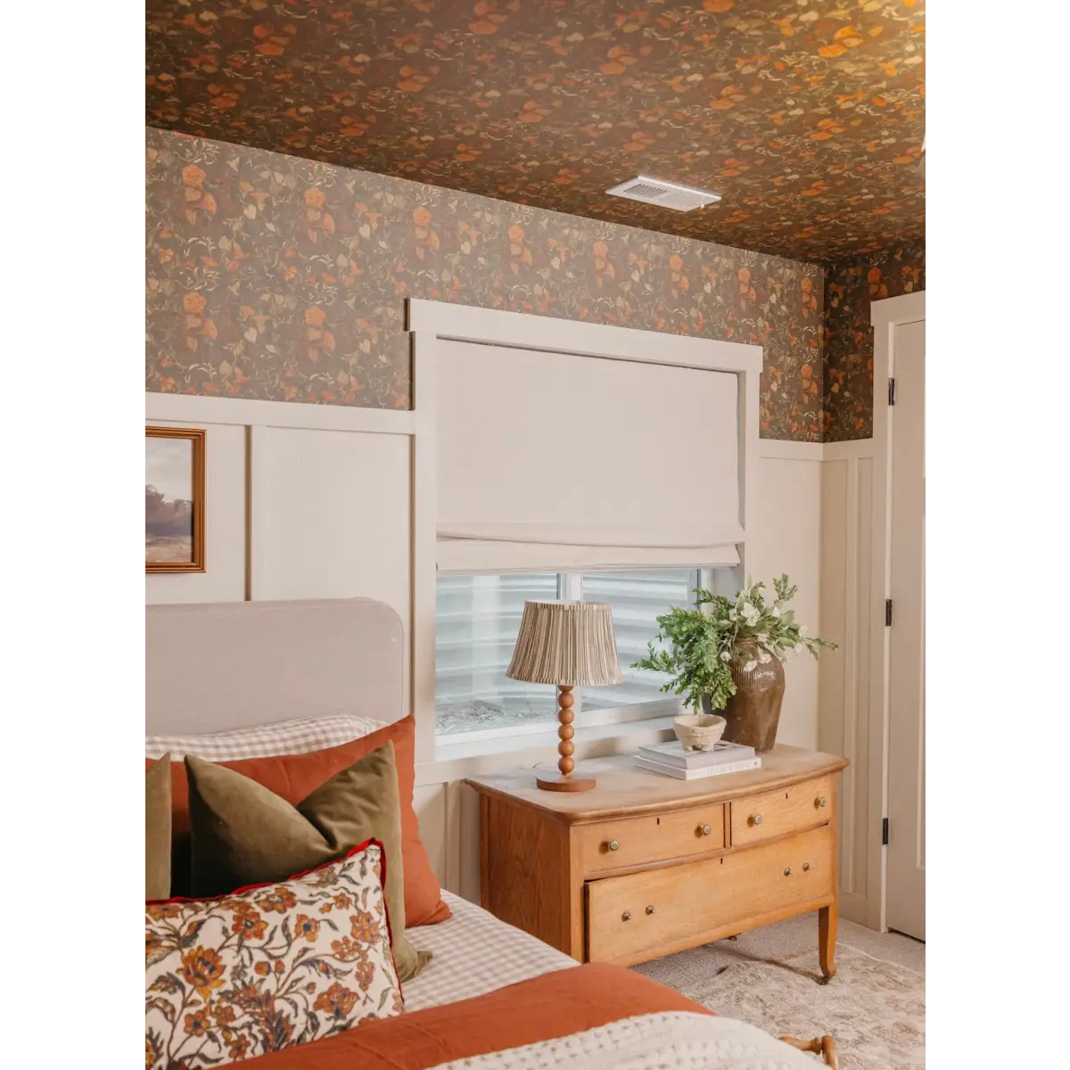 Hawthorne Bloom Wallpaper - Morning Glories - by Safari Natalia x Taddy Mikelaites - Loomwell Home Goods