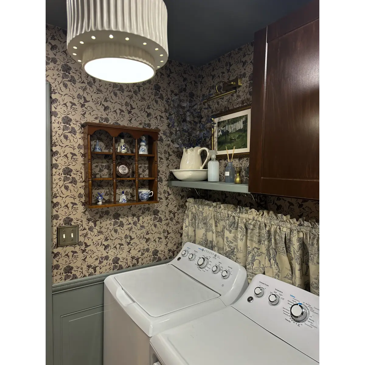Hawthorne Bloom Wallpaper - Morning Glories - by Safari Natalia x Taddy Mikelaites - Loomwell Home Goods