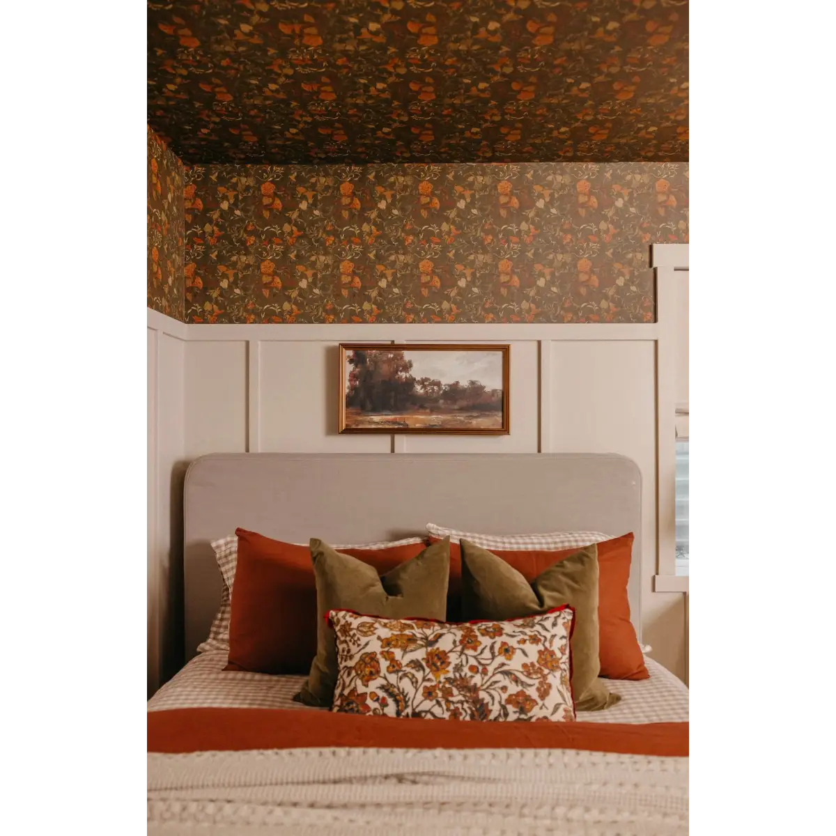 Hawthorne Bloom Wallpaper - Morning Glories - by Safari Natalia x Taddy Mikelaites - Loomwell Home Goods