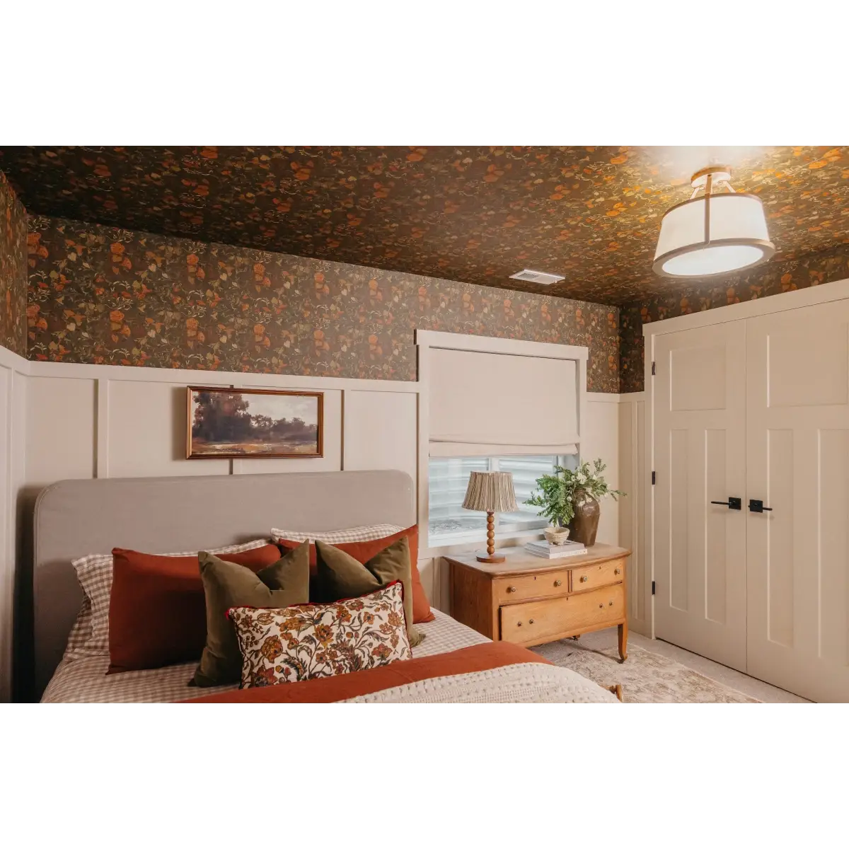 Hawthorne Bloom Wallpaper - Morning Glories - by Safari Natalia x Taddy Mikelaites - Loomwell Home Goods
