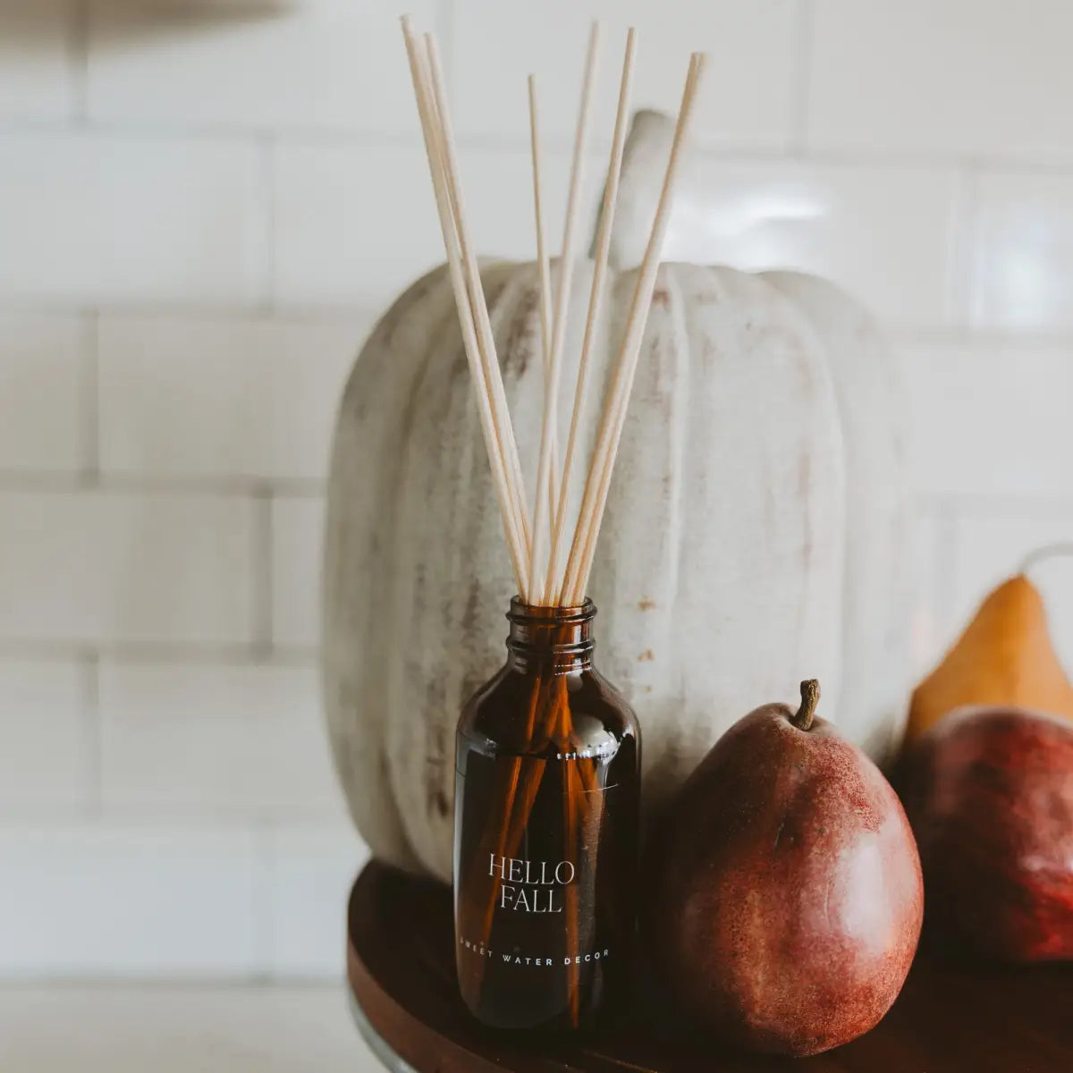 Hello Fall Amber Reed Diffuser - Sweet Water Decor
