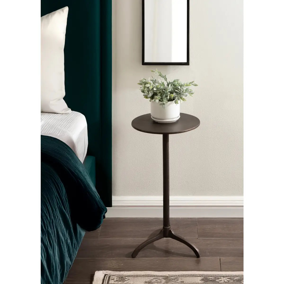 Henshall Round Metal Side Table - kateandlaurel
