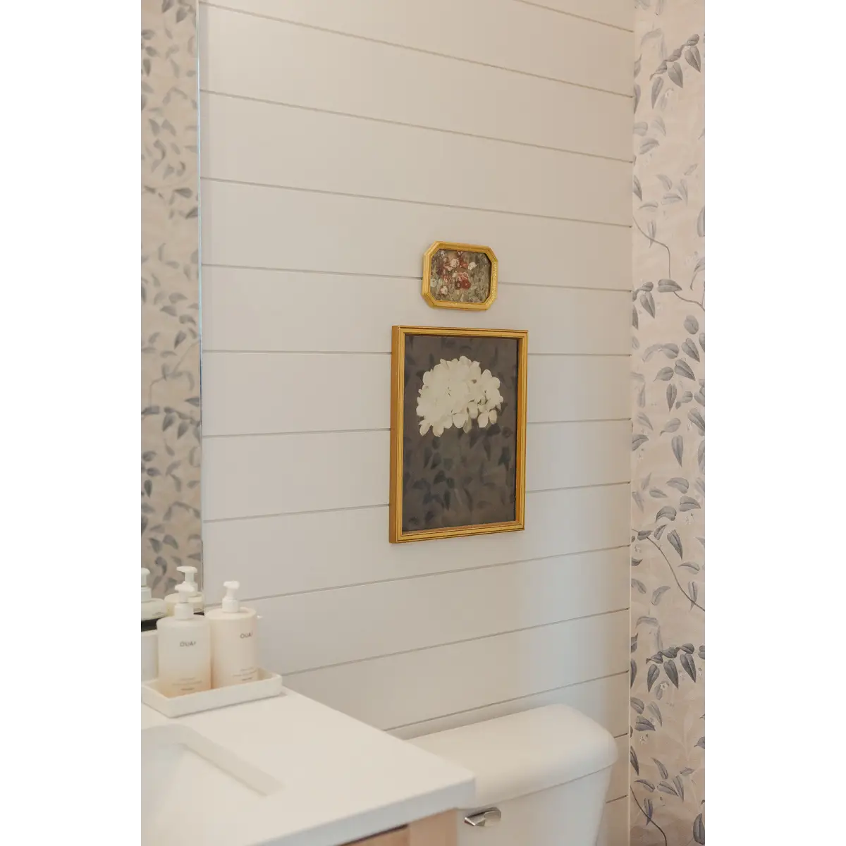 Hollins Wallpaper - Vines and Leaves - by Aynsley Ovard x Bloomery Decor - Loomwell Home Goods