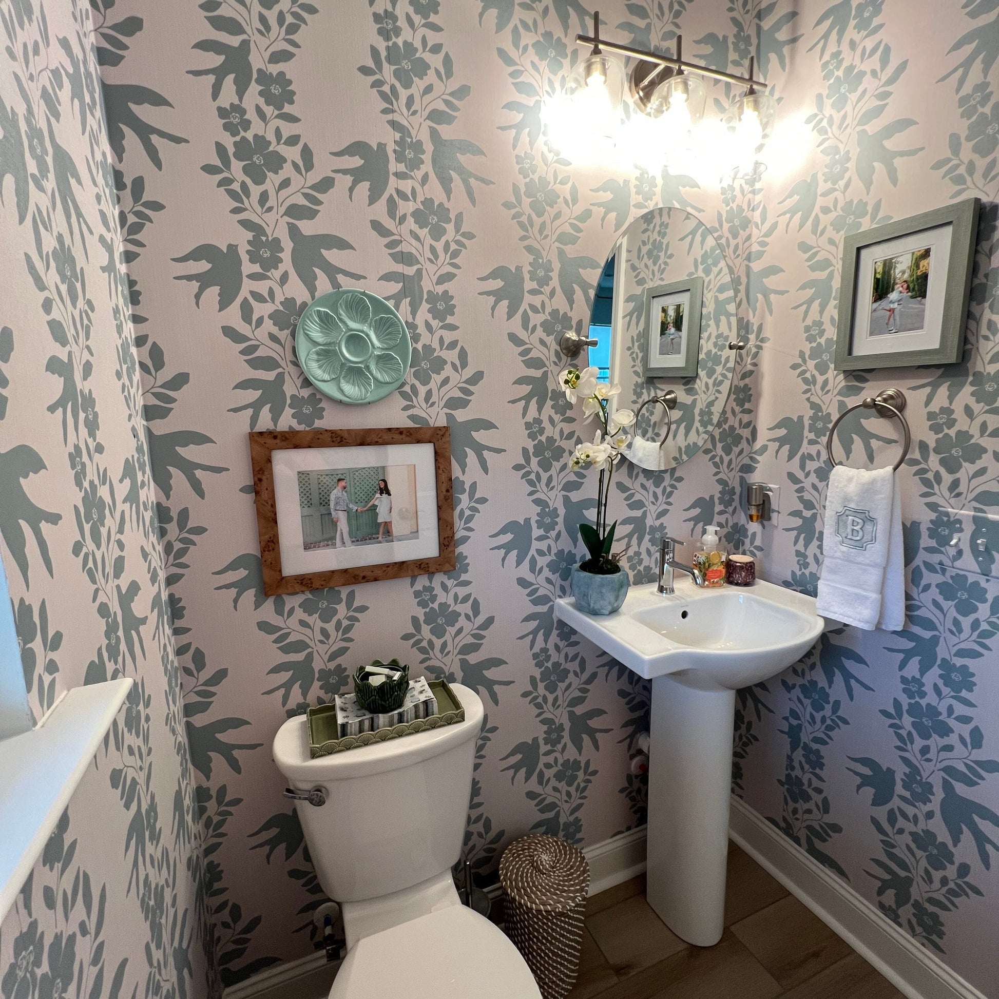 Noelle Wallpaper by Gabriela Dachin - Loomwell Home Goods