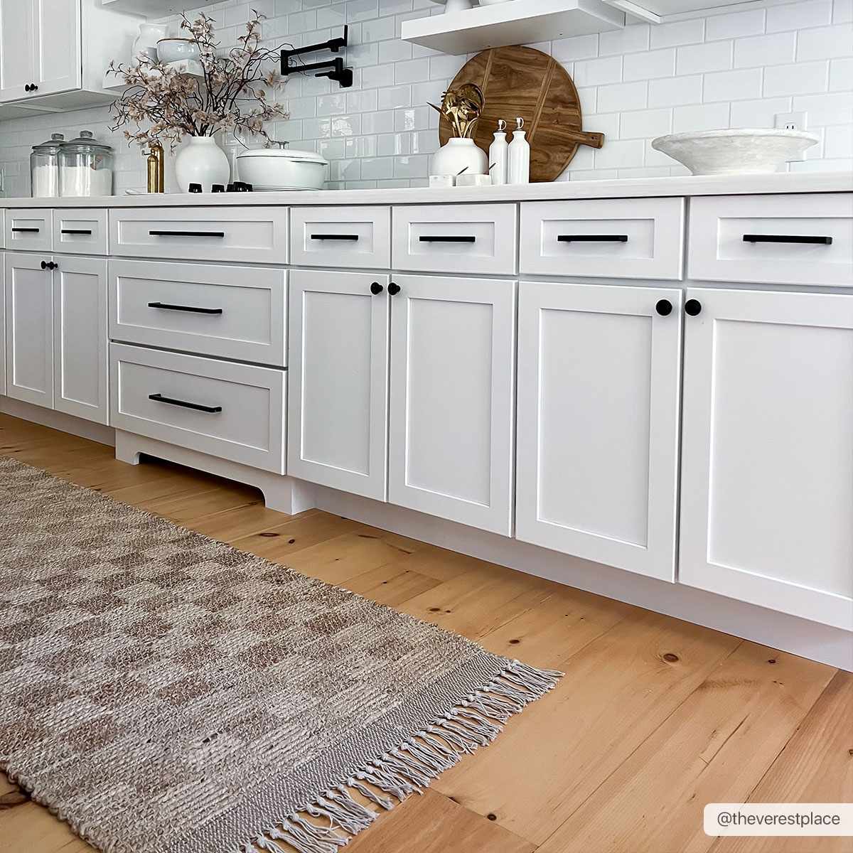 Checkered Jute Area Rug - Boutique Rugs