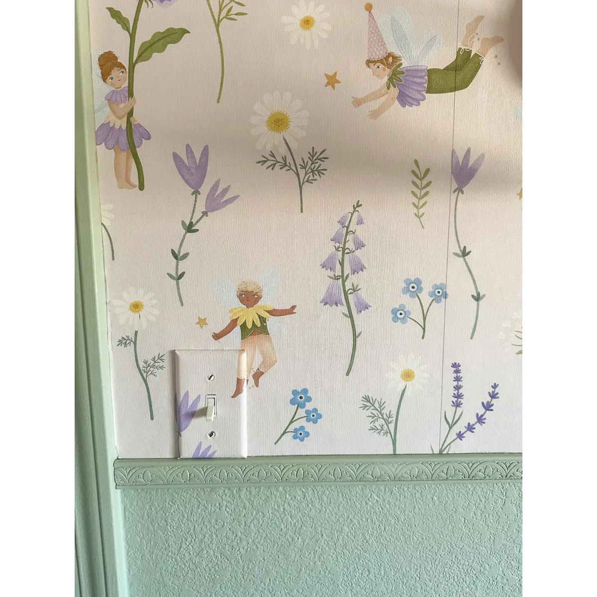 Iridessa Wallpaper - Fairies and Flowers for Kids - Loomwell Home Goods