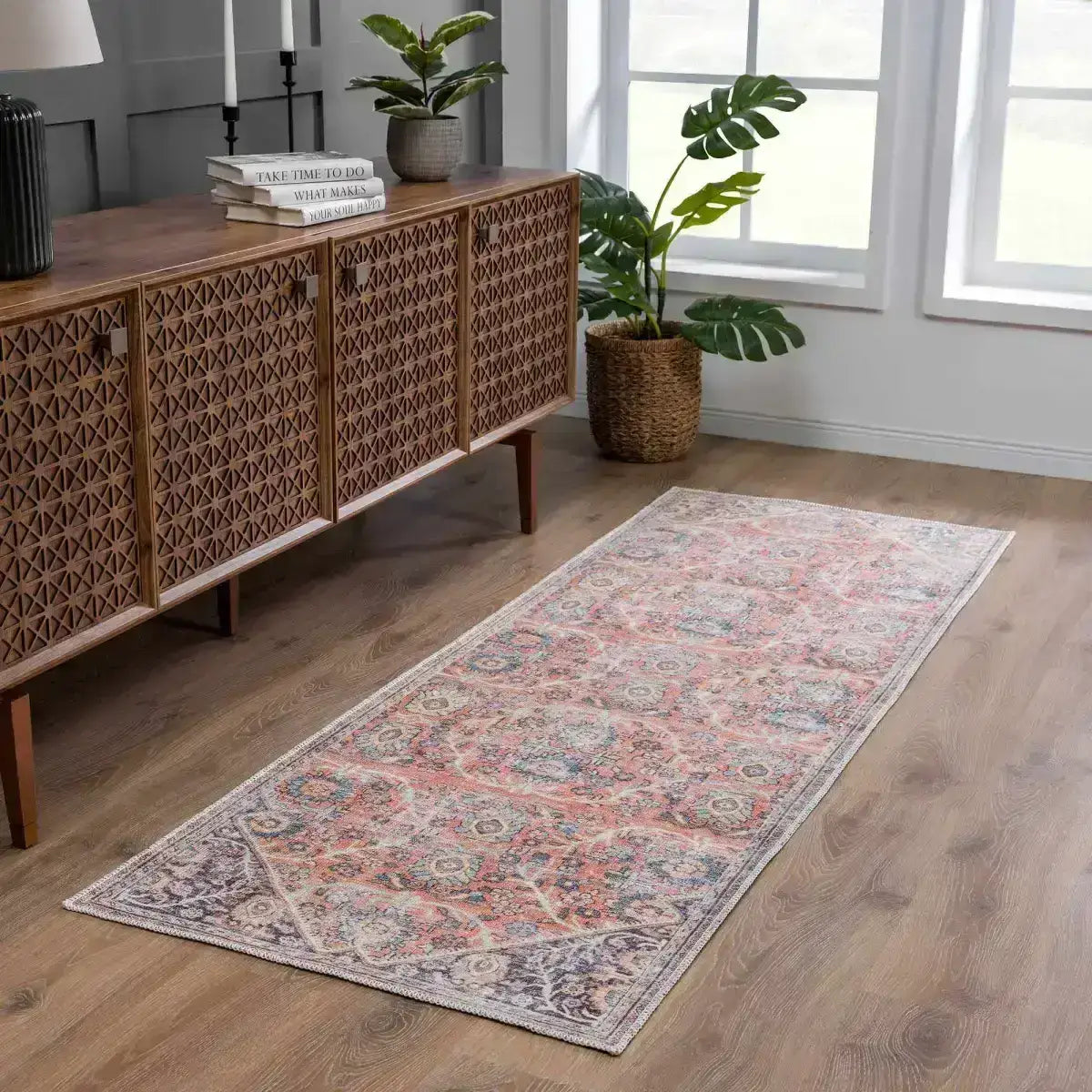 Konstantina Washable Traditional Rug - Boutique Rugs