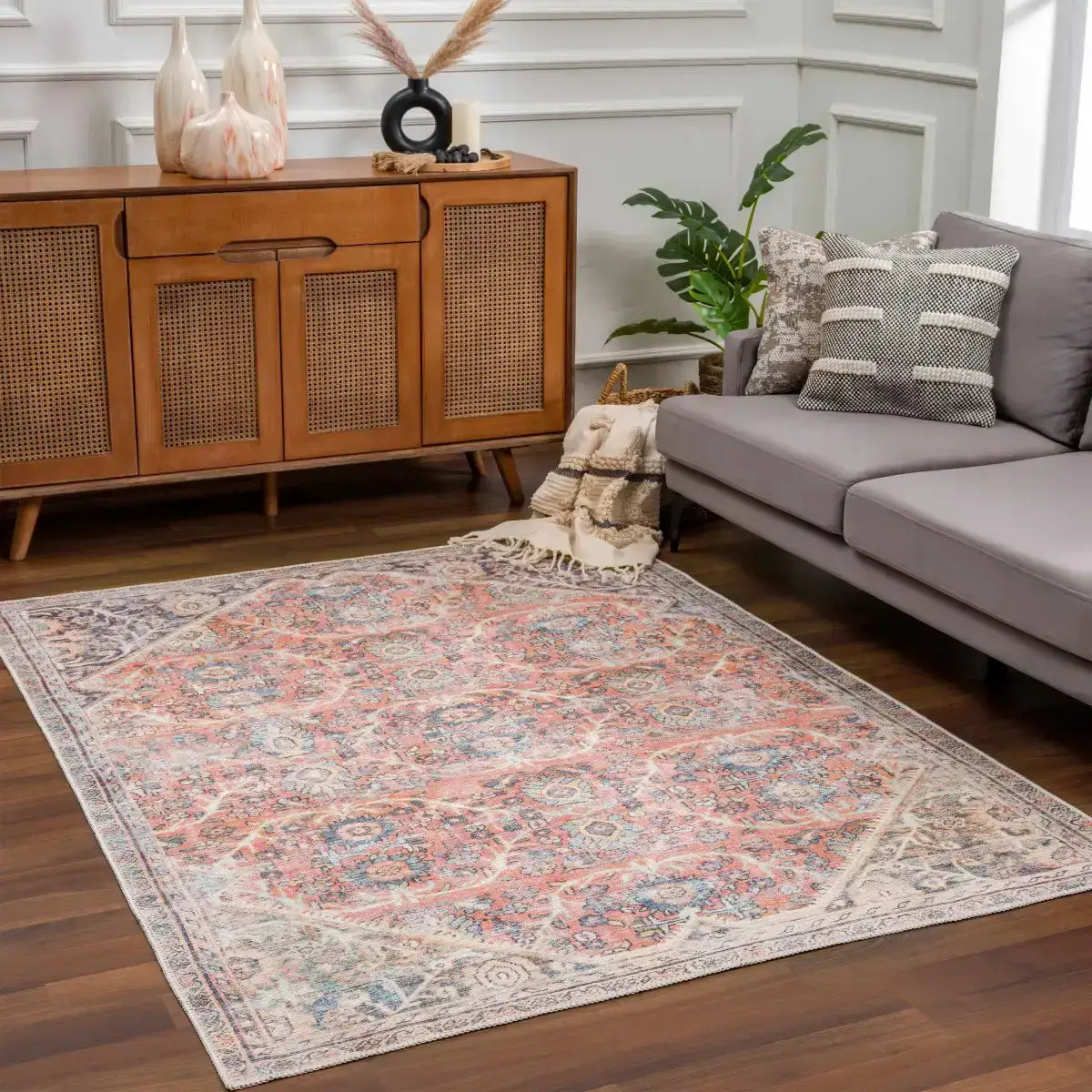 Konstantina Washable Traditional Rug - Boutique Rugs