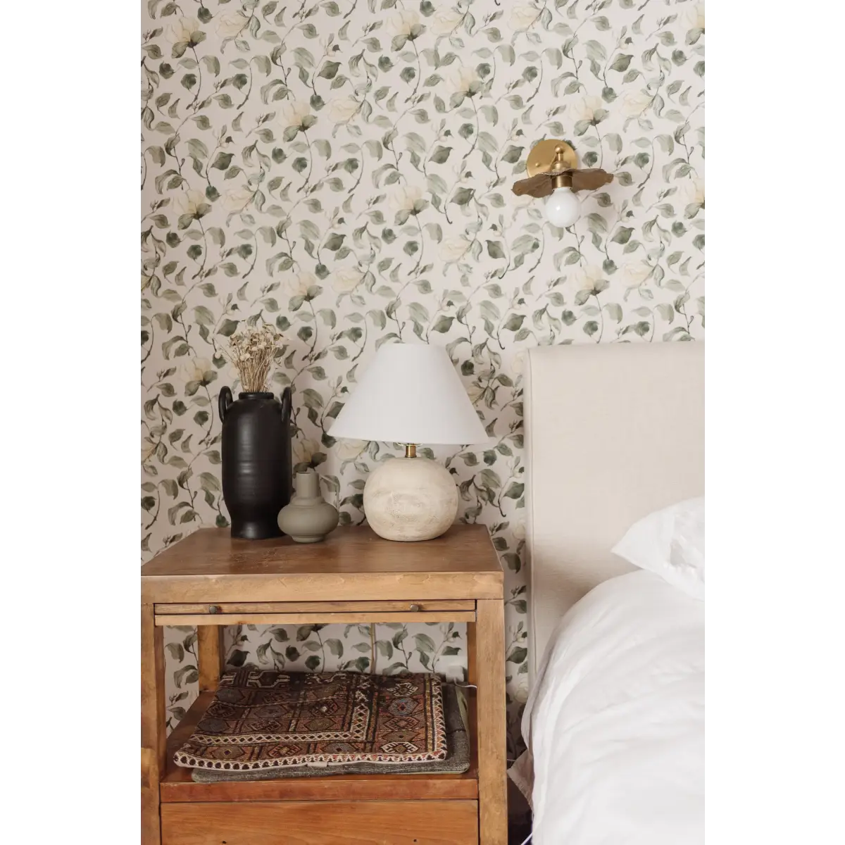Lancaster Wallpaper - Leafy Vines - by Aubrey Fairchild - Loomwell Home Goods