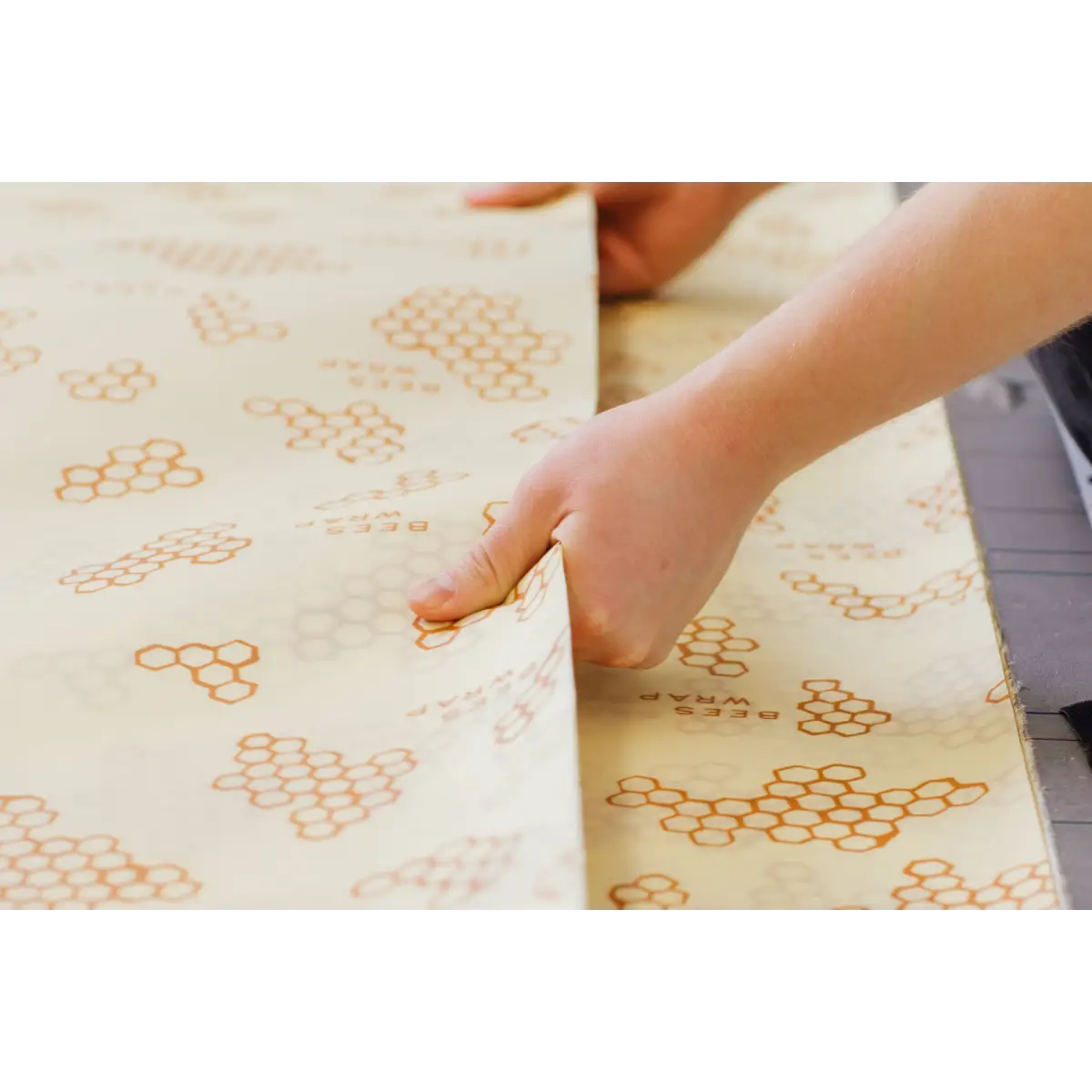 Large Wax Food Wrap - per sheet - Bee’s Wrap