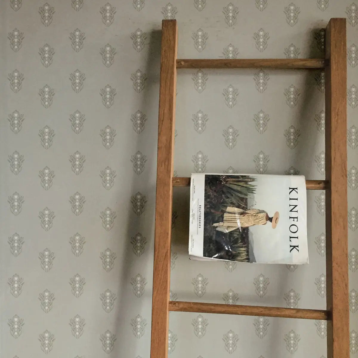 Leonore Wallpaper - Leaves and Hearts - by Lisee Ree - Loomwell Home Goods