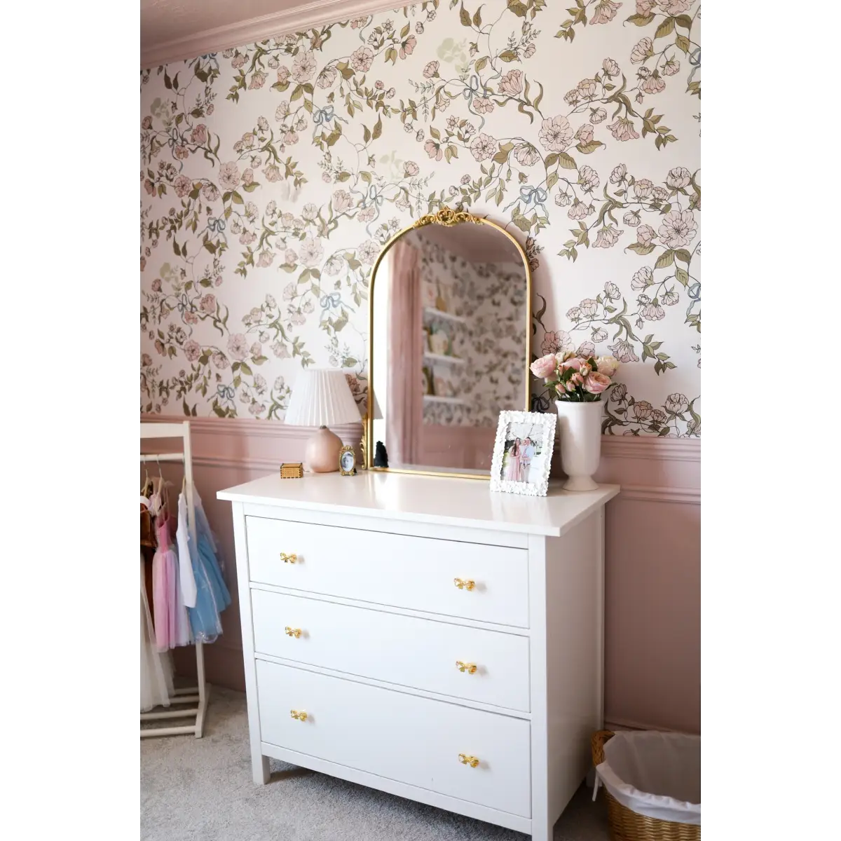 Lettie Wallpaper - Pink Flowers - by Ali Anni - Loomwell Home Goods