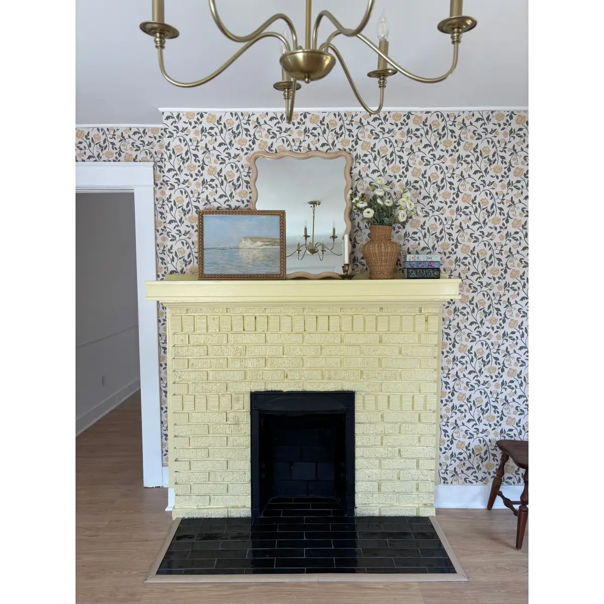 Lillian Wallpaper - Traditional Floral - by Ali Anni - Loomwell Home Goods