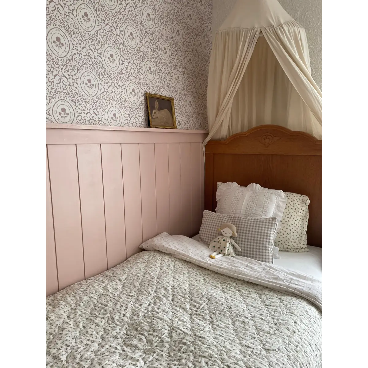 Louise Wallpaper - Framed Flowers and Bows - by Ali Anni - Loomwell Home Goods
