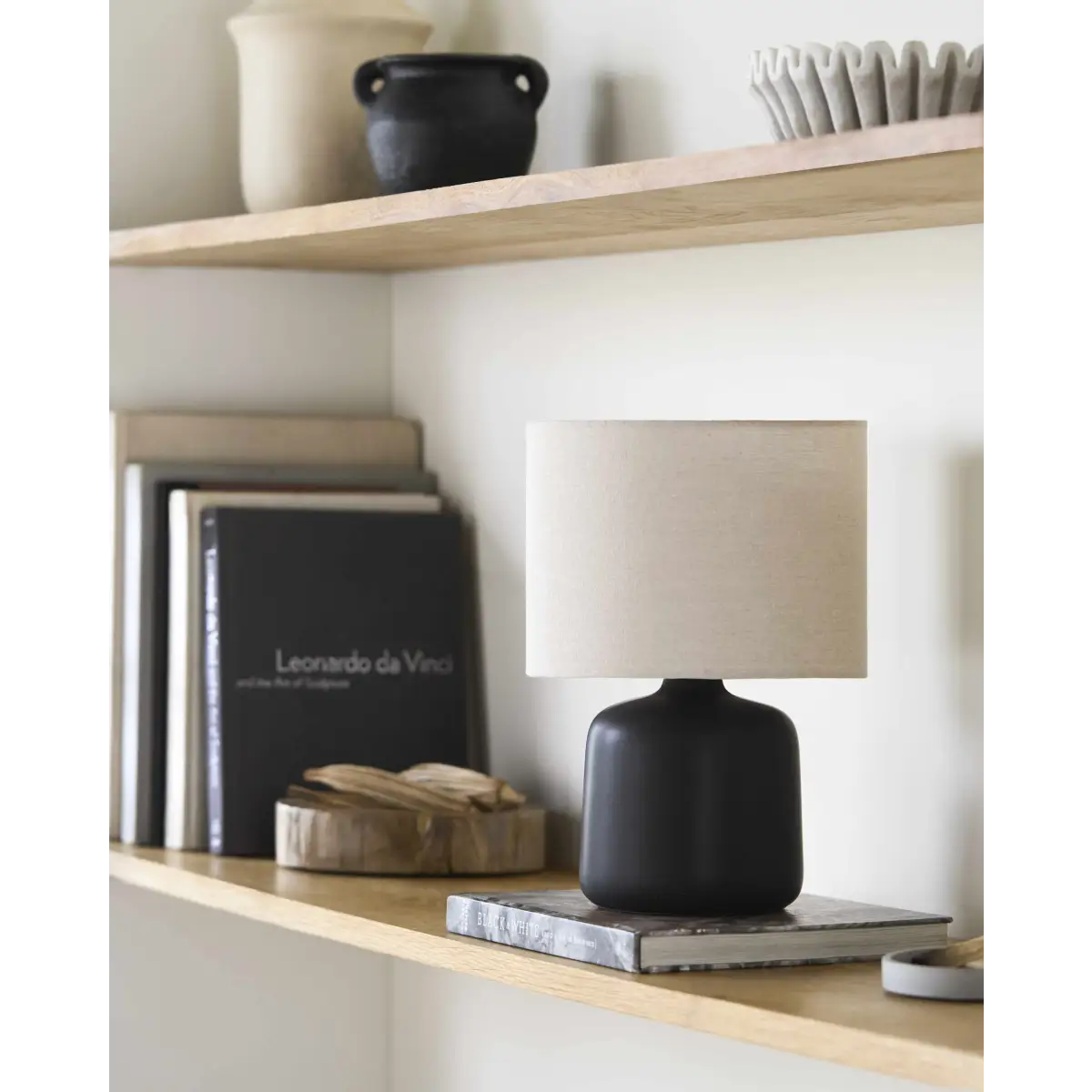 Lumellogno Table Lamp - 13’’H x 9’’W x 9’’D Circular - Boutique Rugs