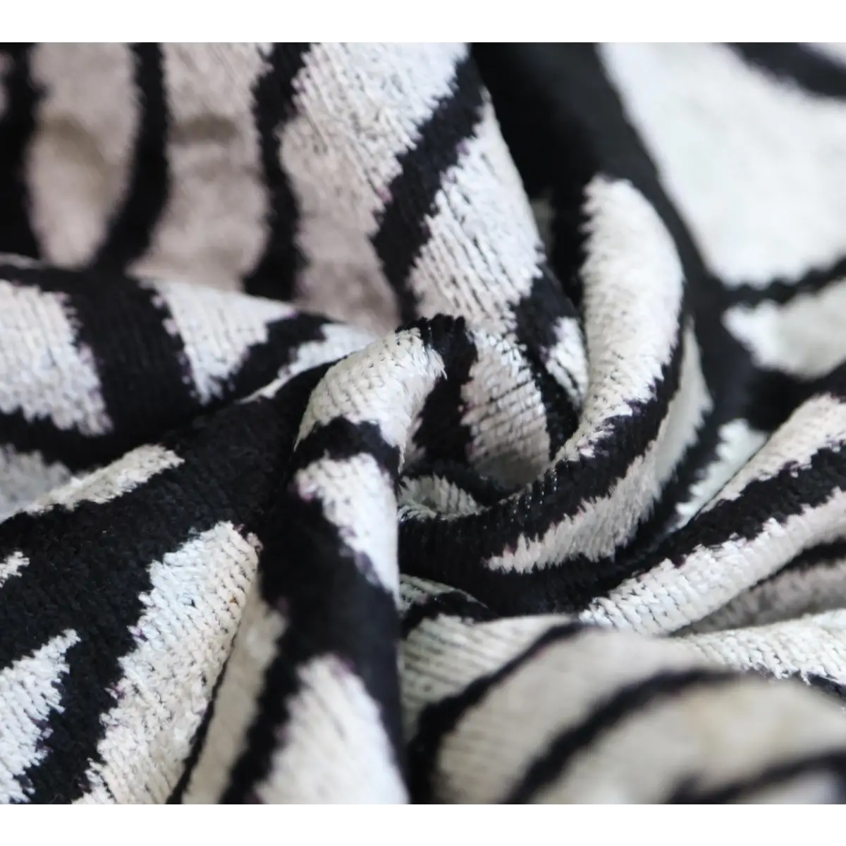 Luxury Black & White Silk Velvet Throw Pillow 16x24 – Handmade Geometric Designer Lumbar - Canvello