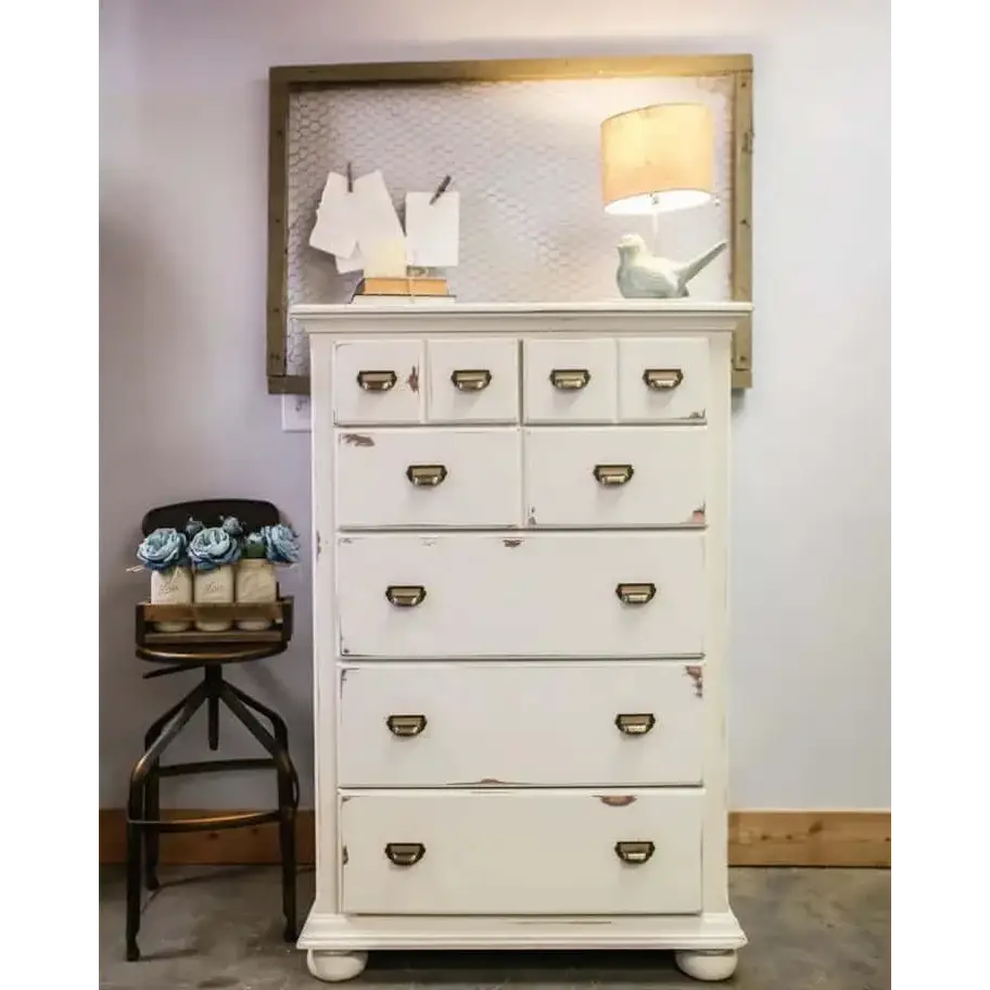 Manor White - MudPaint Clay Furniture Paint - MudPaint