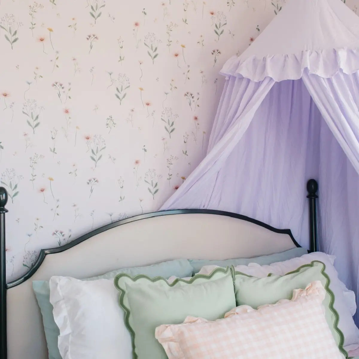 Marta Wallpaper - Sweet Daisies for Kids - by Emily Cooper Art - Loomwell Home Goods