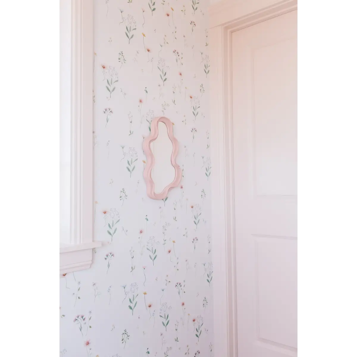 Marta Wallpaper - Sweet Daisies for Kids - by Emily Cooper Art - Loomwell Home Goods