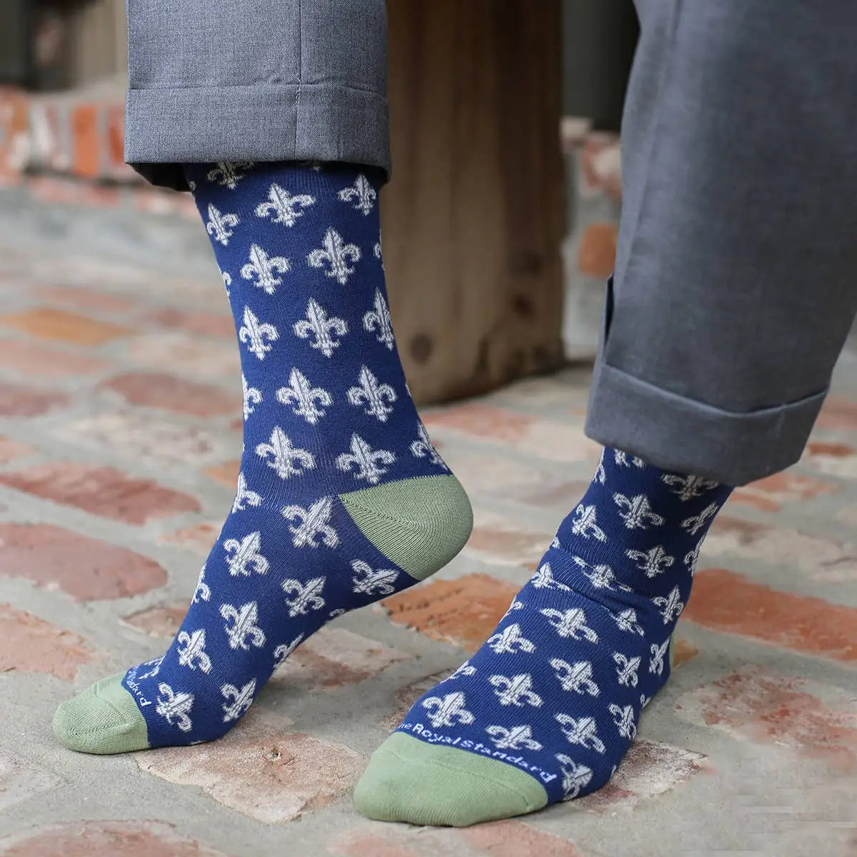 Mens Fleur de Lis Socks - The Royal Standard