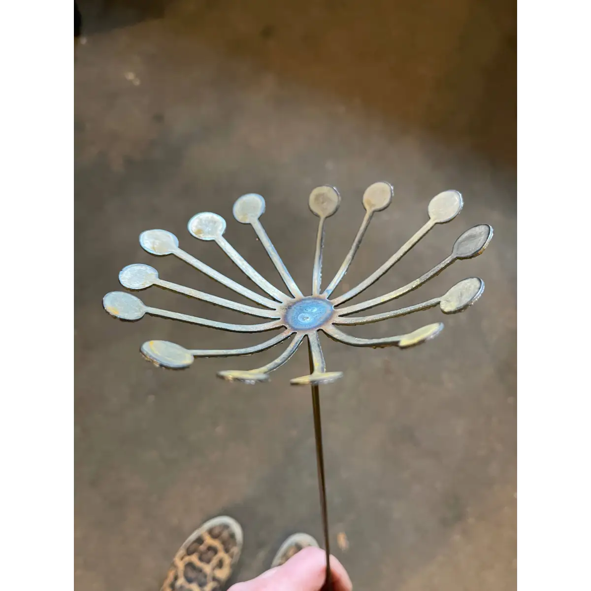 Metal Dandelion Wish Flower Garden Decor - 608 The Factory