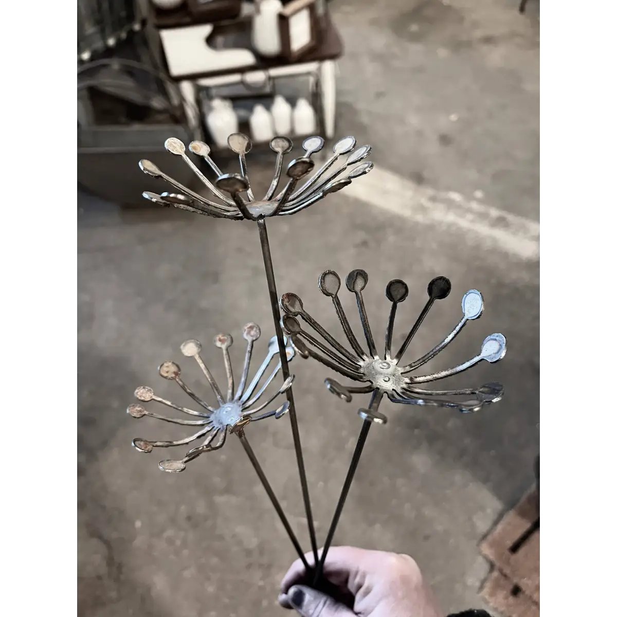 Metal Dandelion Wish Flower Garden Decor - 608 The Factory