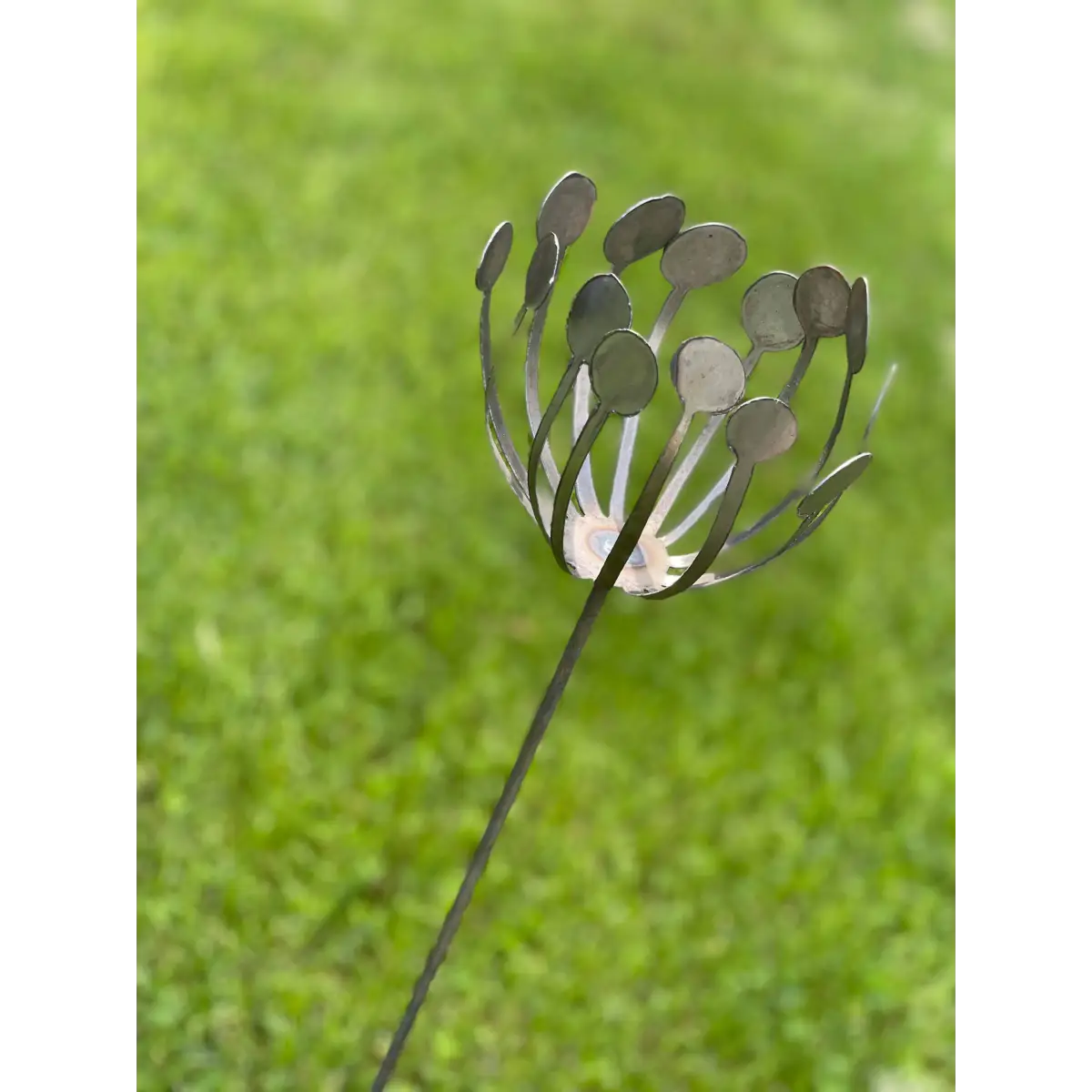 Metal Dandelion Wish Flower Garden Decor - 608 The Factory