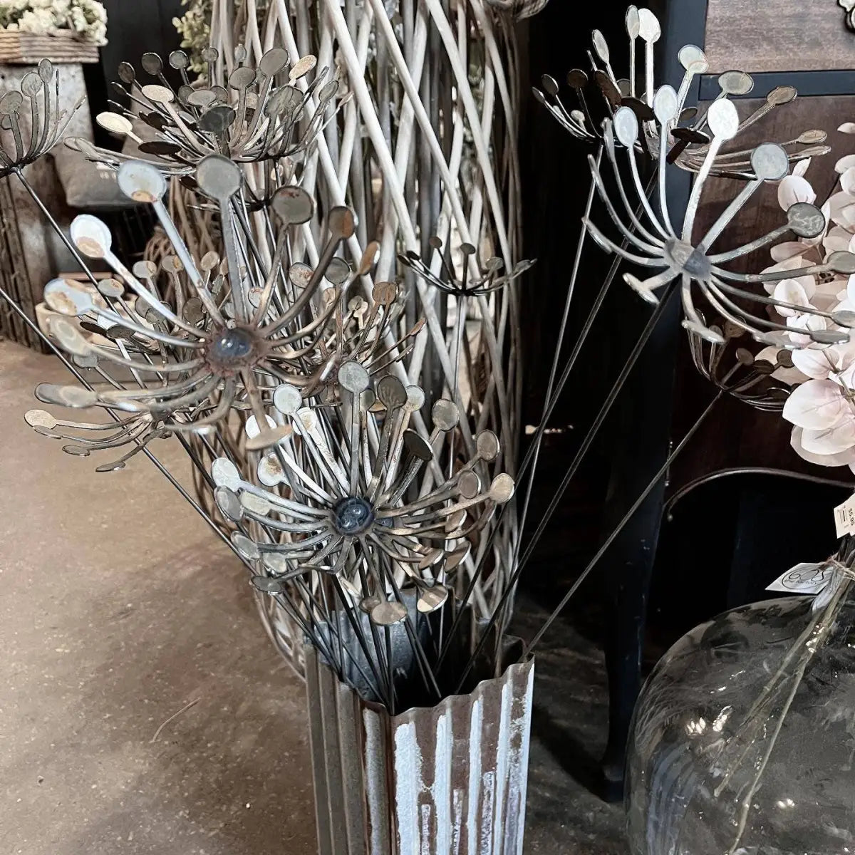 Metal Dandelion Wish Flower Garden Decor - 608 The Factory