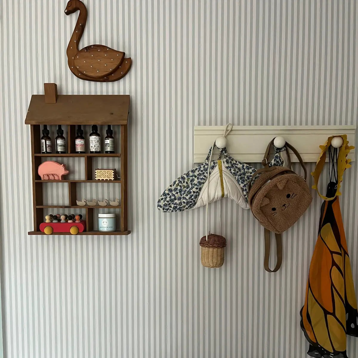 Meyer Wallpaper - Neutral Stripes - Loomwell Home Goods