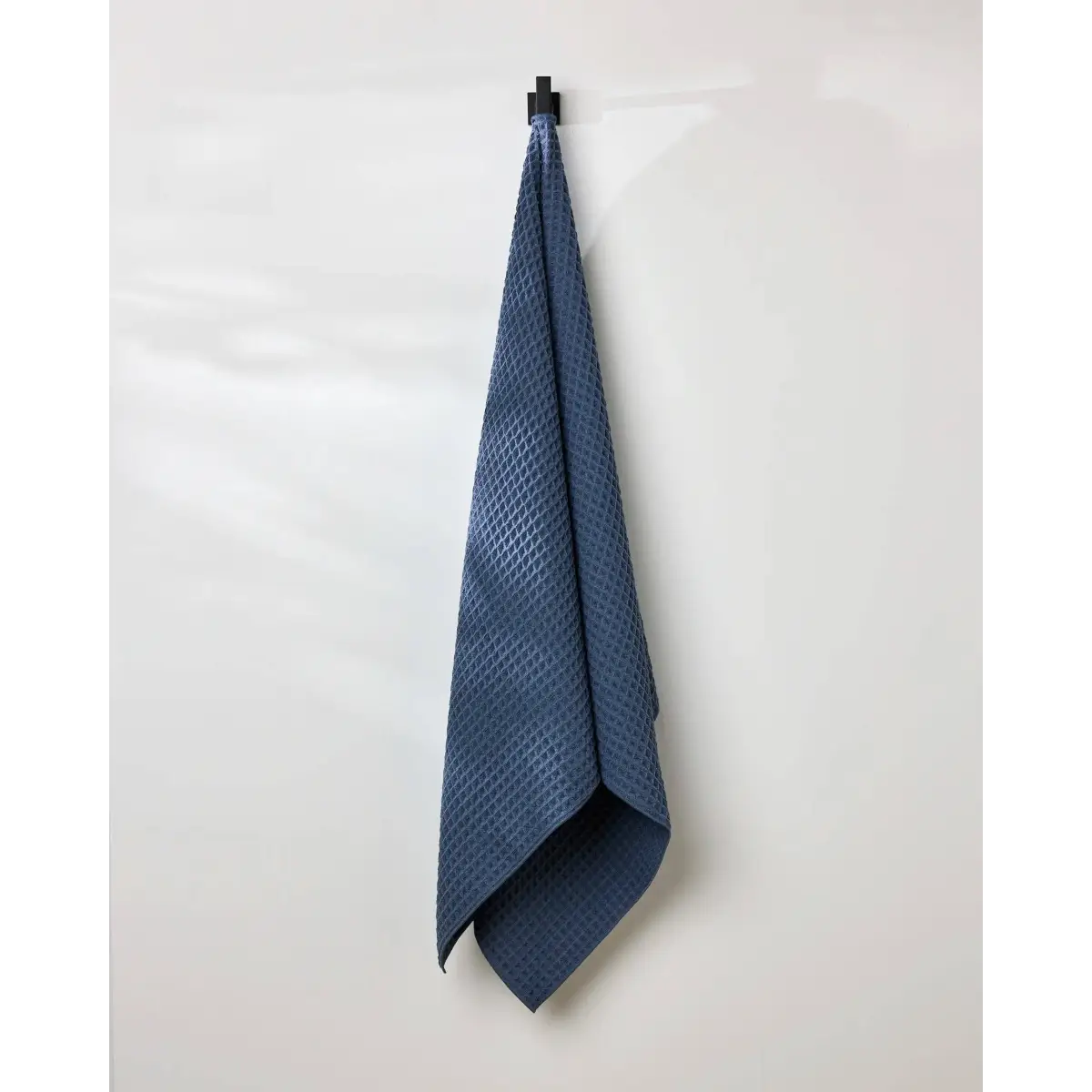 Luxury Waffle Bath Towel - Midnight Blue - Geometry