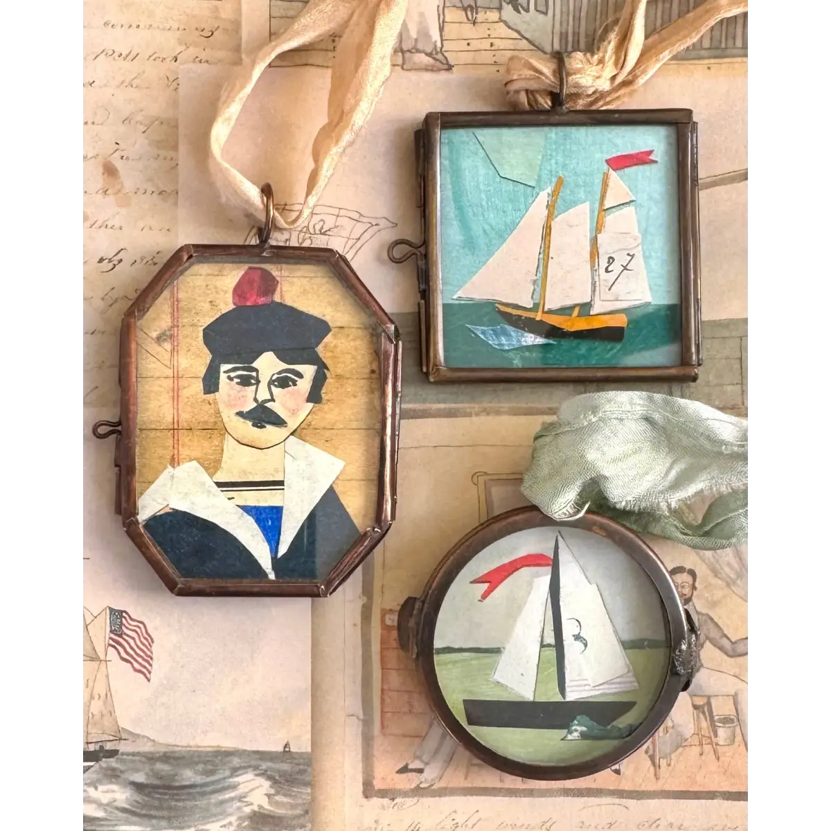 Miniature Art - Small Sail - Small Locket - Maris Mirum