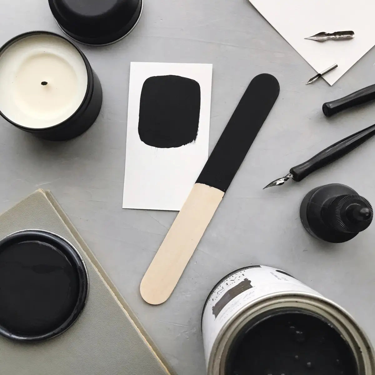 Miracle Paint - Black 4oz Sample - Amy Howard At Home