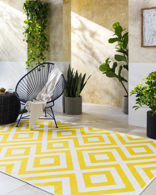 Yellow Trellis Outdoor Rug - * 5’3’’ x 7’7’’ Rectangle - Boutique Rugs