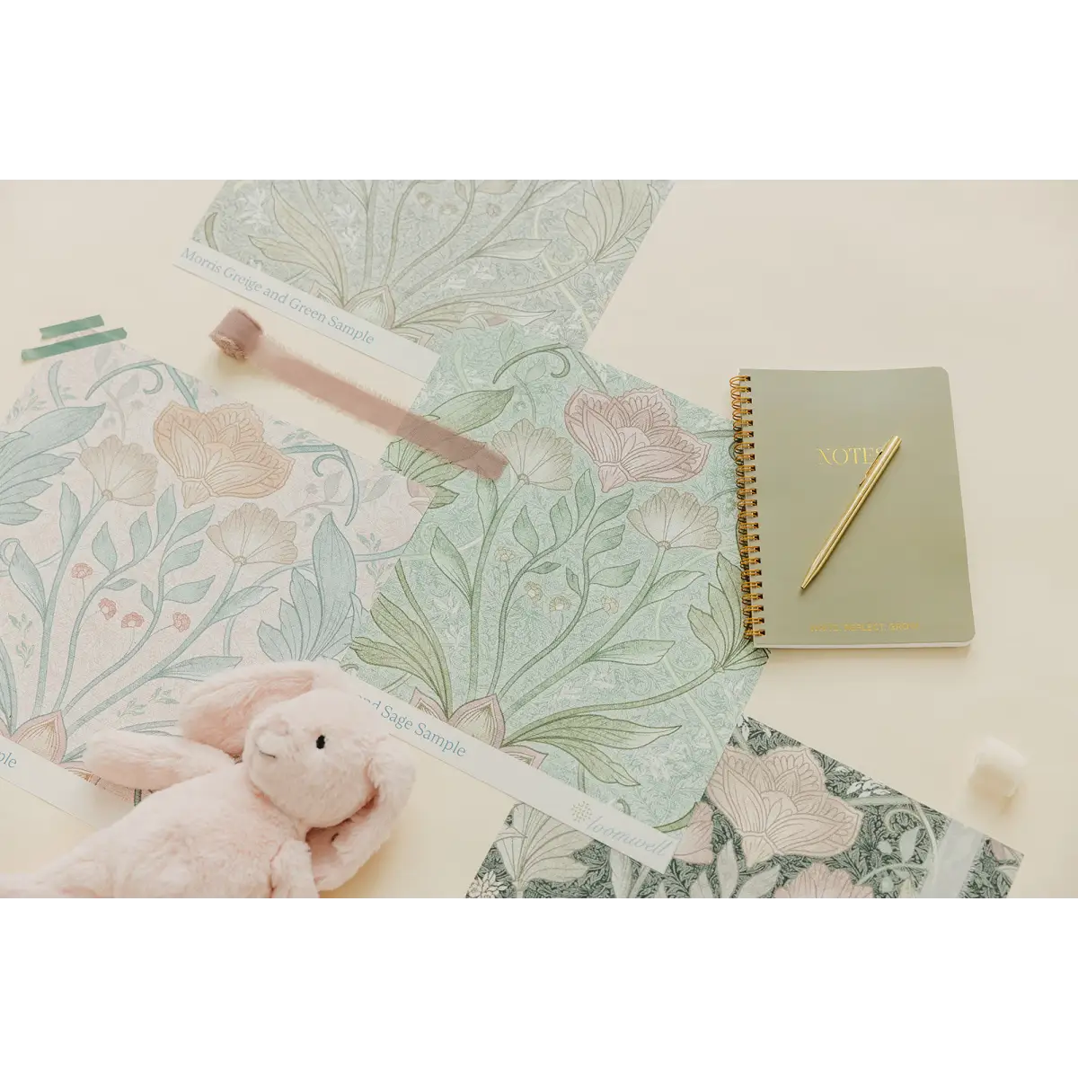 Morris Wallpaper - Botanical Pattern - by Aynsley Ovard x Bloomery Decor - Loomwell Home Goods