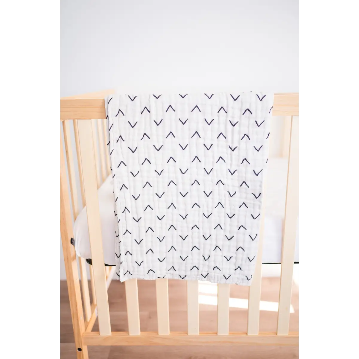 Muslin 6-Layer Blanket - Black Arrow - Harp Angel Boutique
