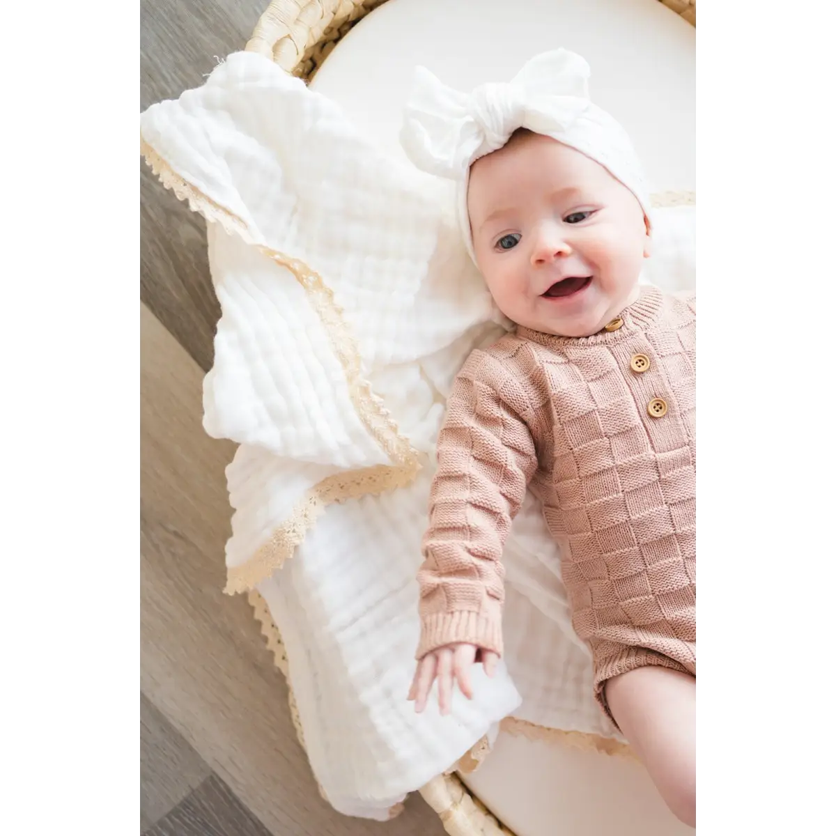 Muslin 6-Layer Blanket - Cream Lace - Harp Angel Boutique
