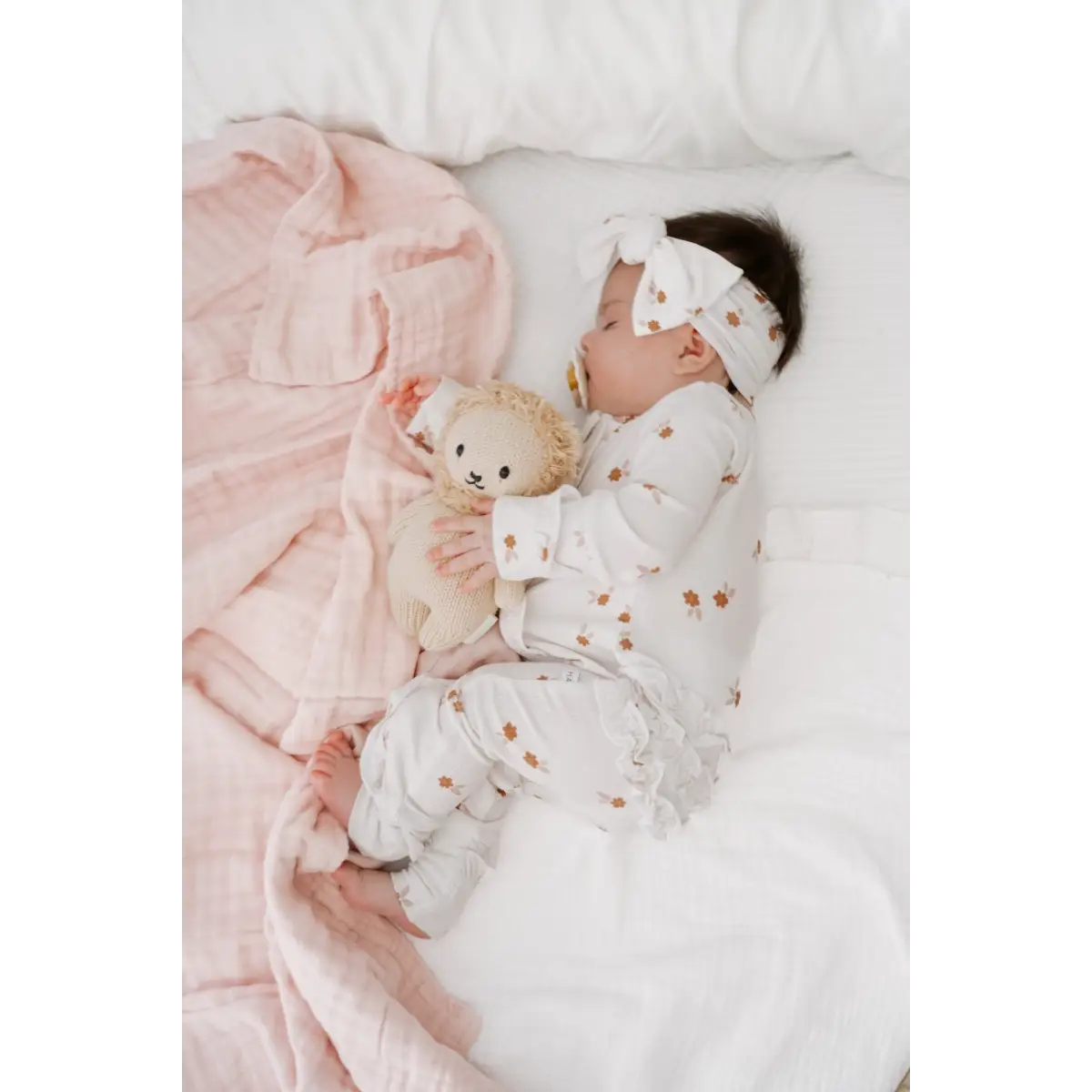 Muslin Baby Blanket - Baby Pink - 6-Layer Luxury - Harp Angel Boutique