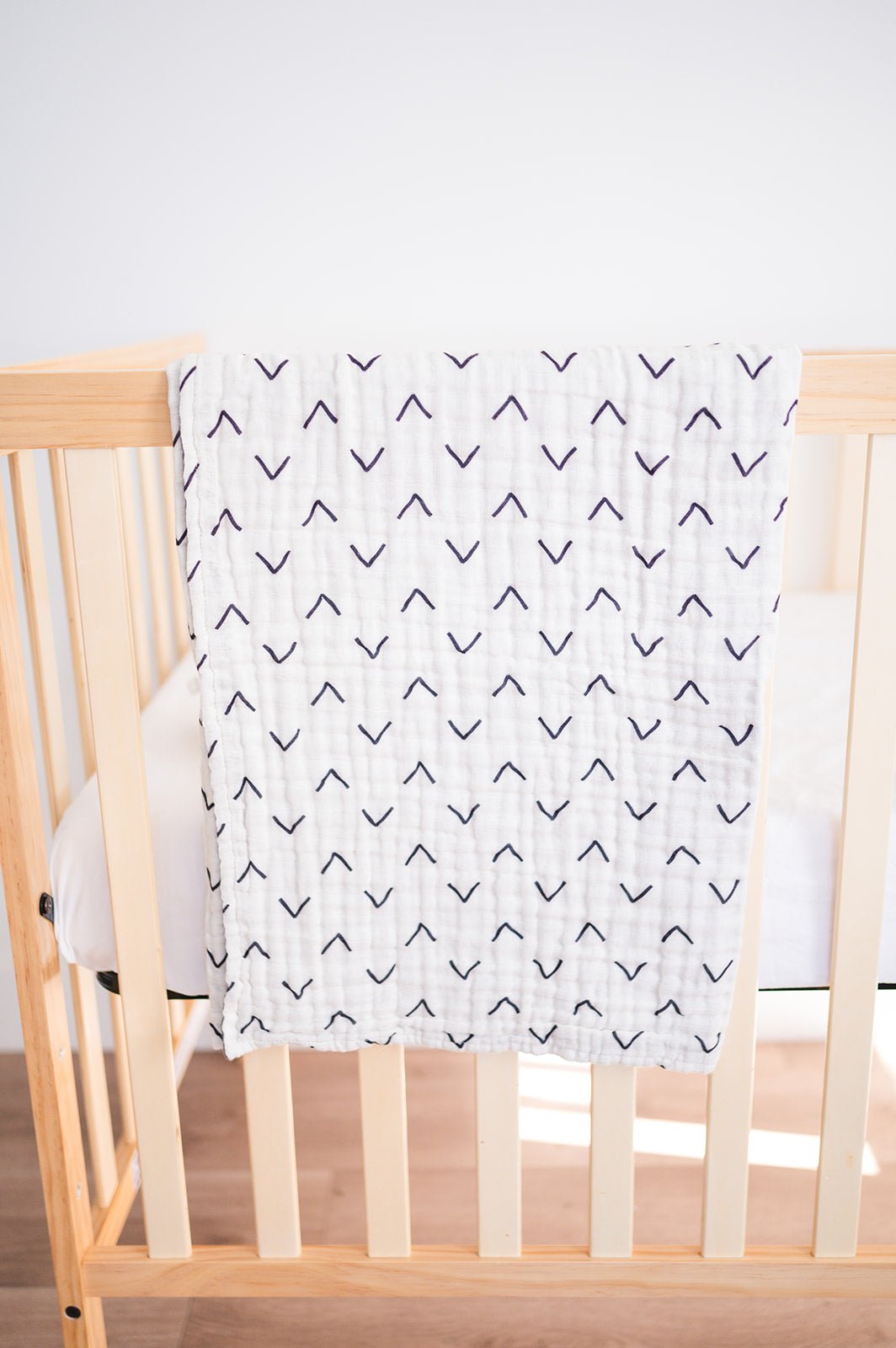 Muslin 6-Layer Blanket - Black Arrow - Harp Angel Boutique