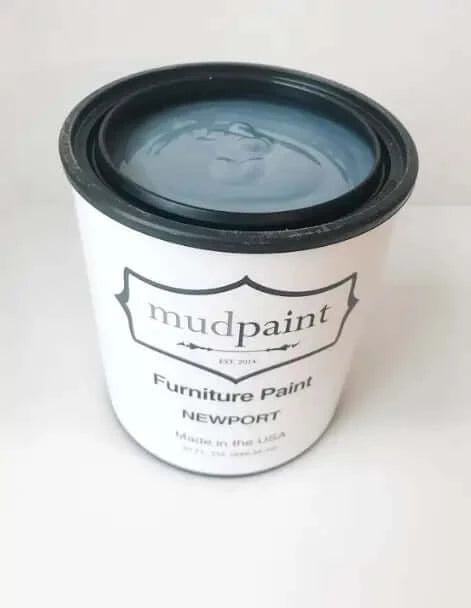 Newport Paint 32 oz open can