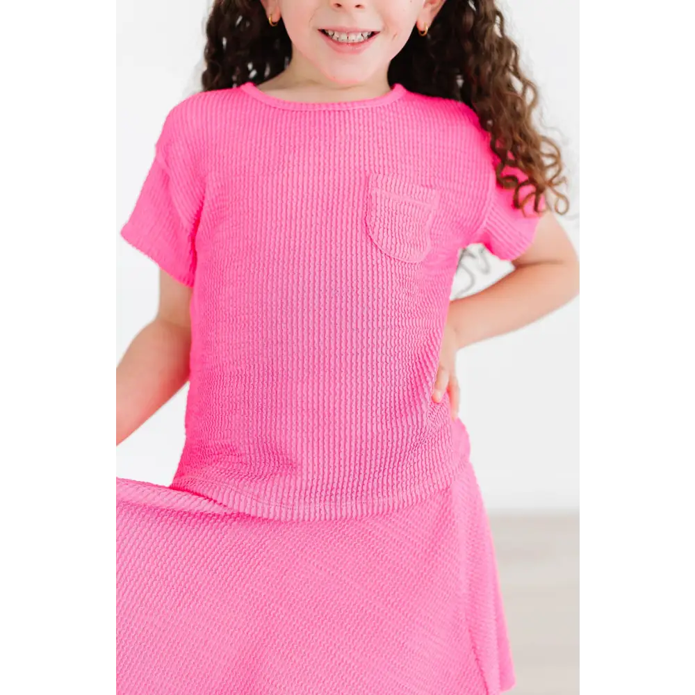 Neon Pink Scrunchy Pocket Tee - Mila & Rose ®