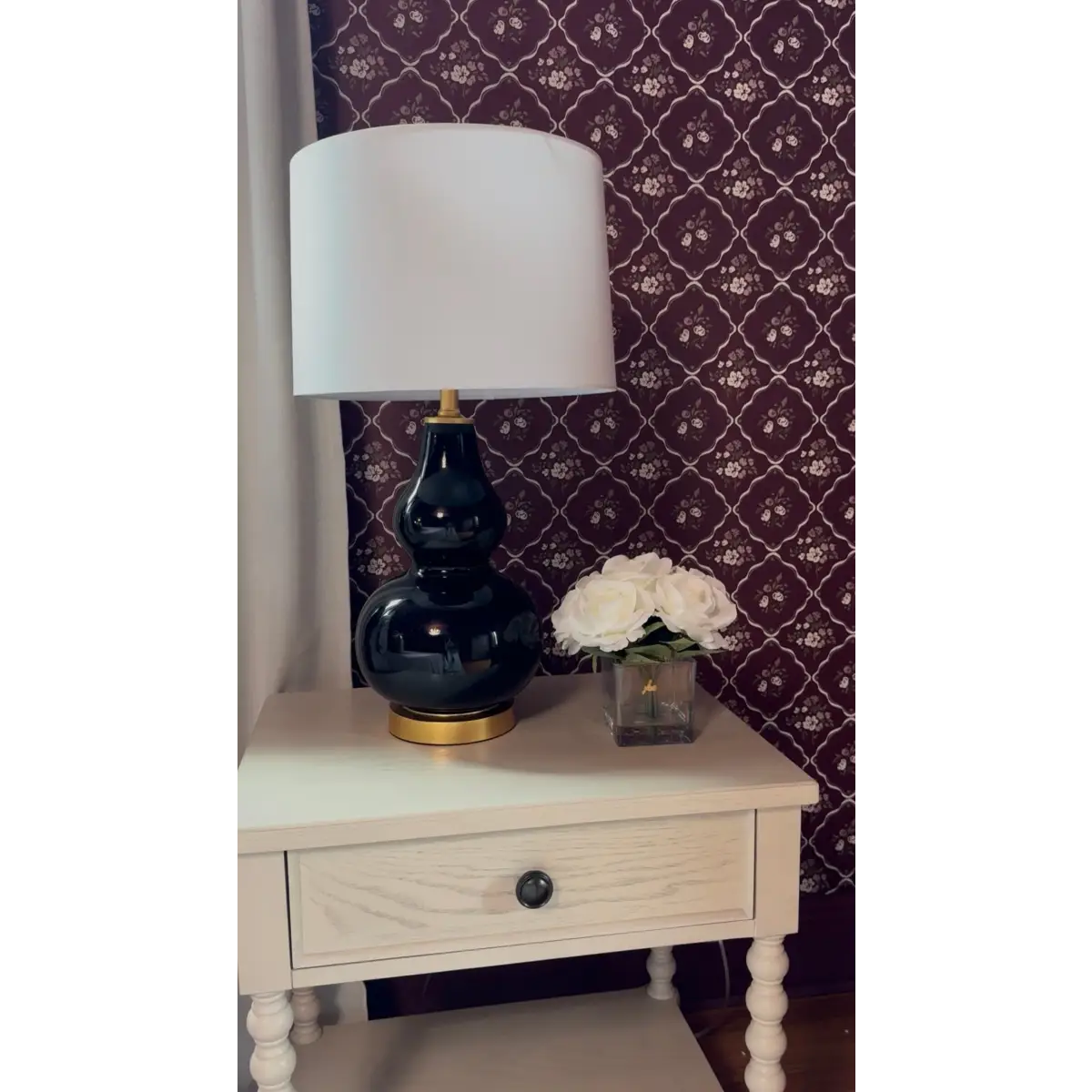 Nina Wallpaper - Flowers in Cottage Diamonds - by Ali Anni - Loomwell Home Goods